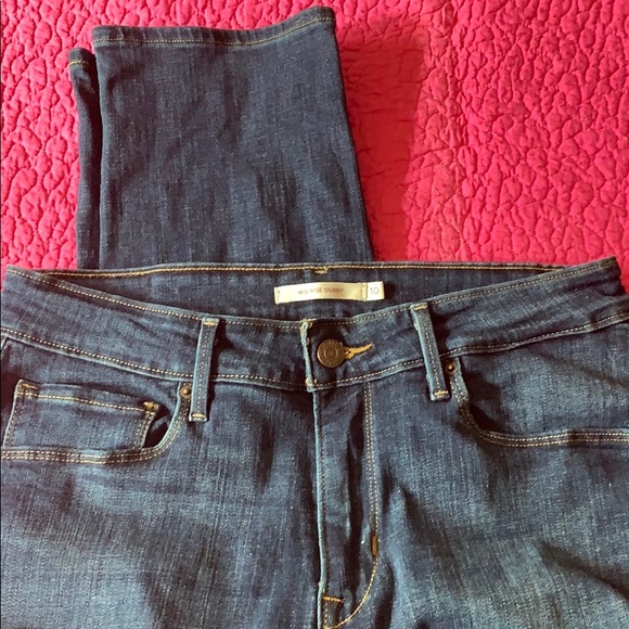 LEVIS STRAUSS & Co.  Mid Rise Skinny Jeans - Picture 4 of 4